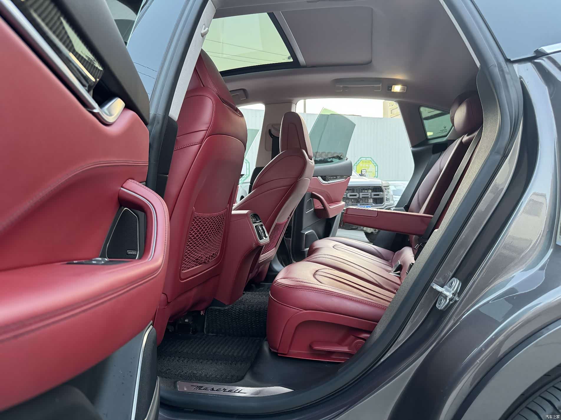 Maserati Levante, 2016 15