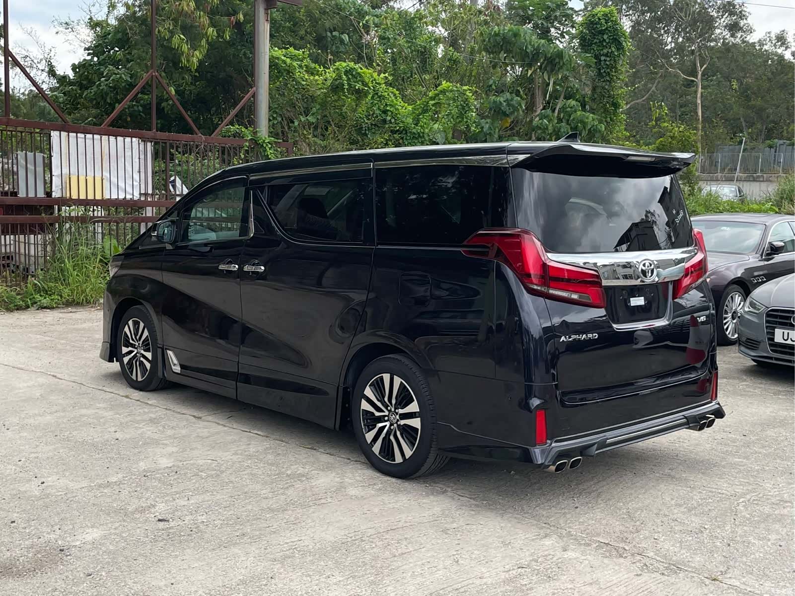 Toyota Alphard, 2021 4