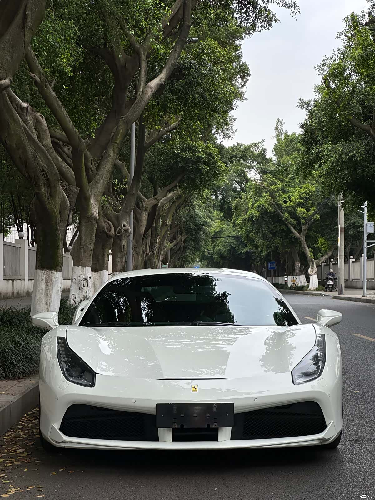 Ferrari 488, 2016 17