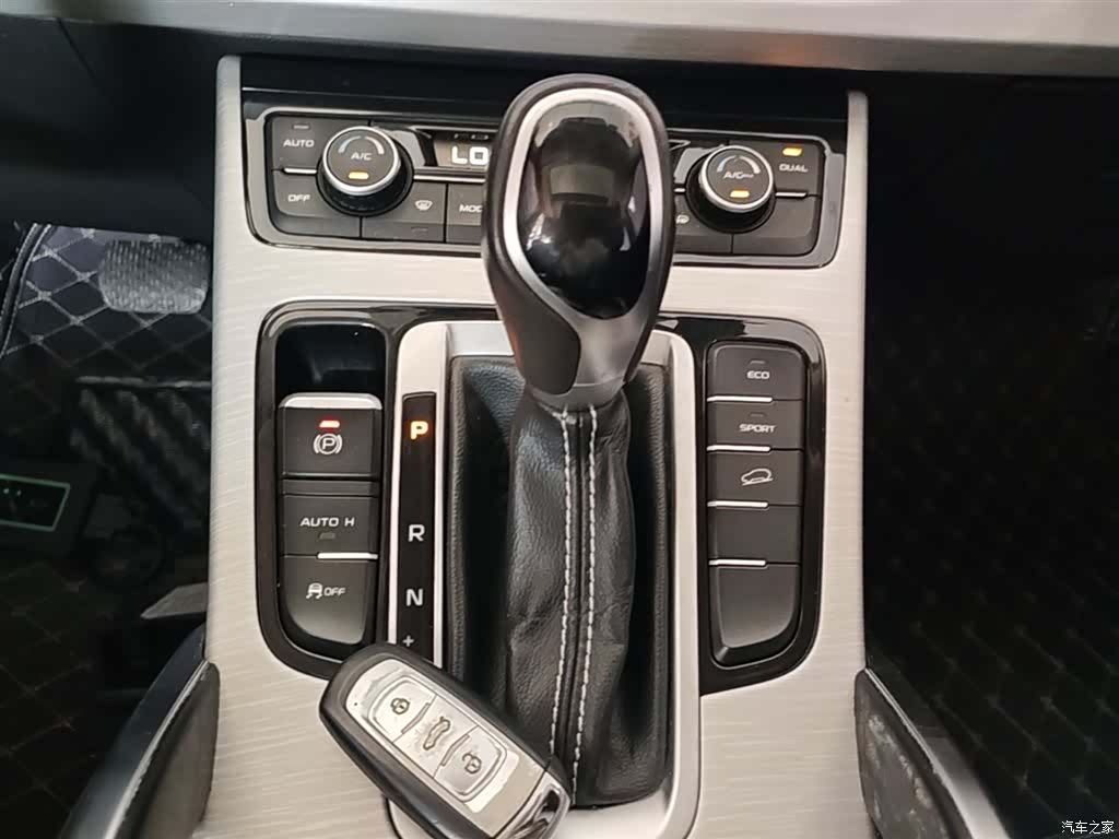 Geely Boyue, 2019 14