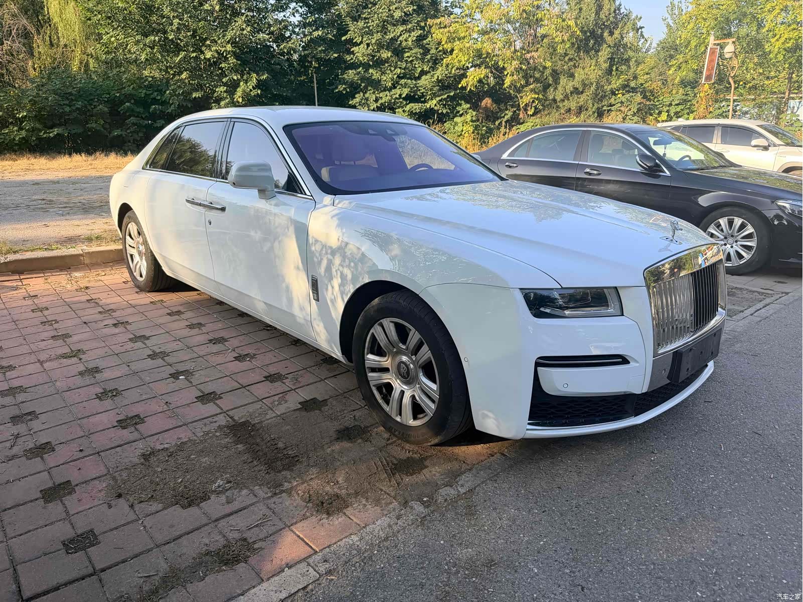 Rolls-Royce Ghost, 2022 3