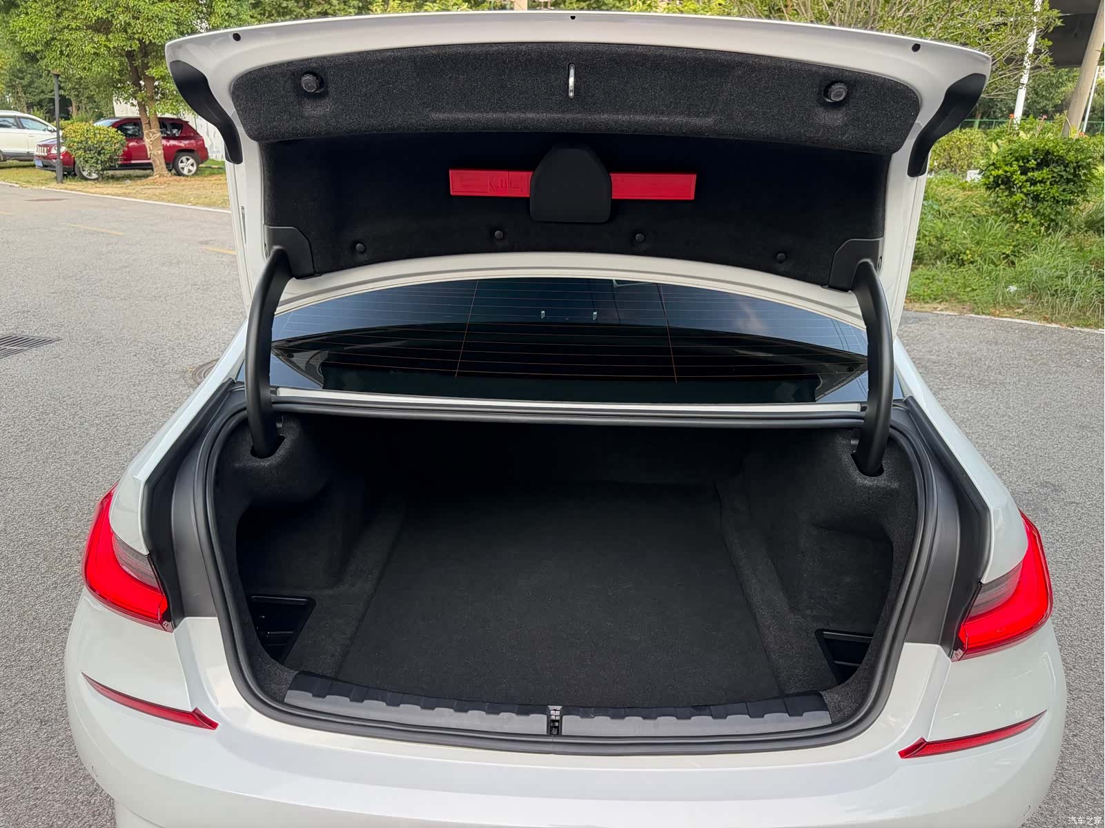BMW 3 Series, 2021 13