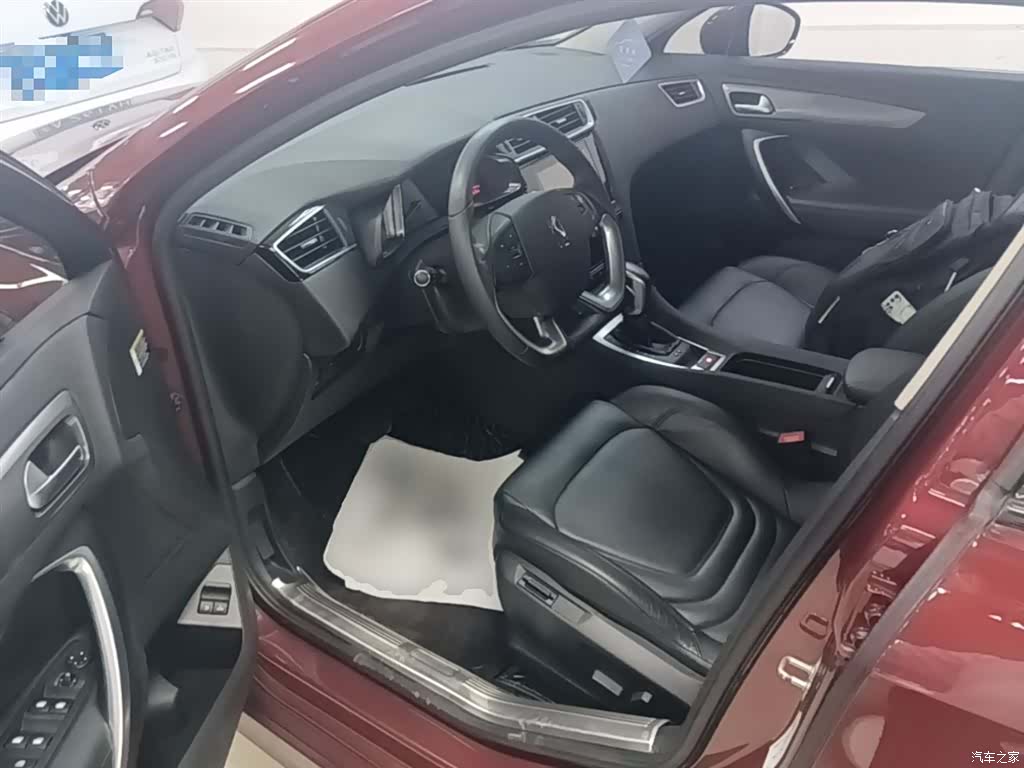 DS 5LS, 2018 16