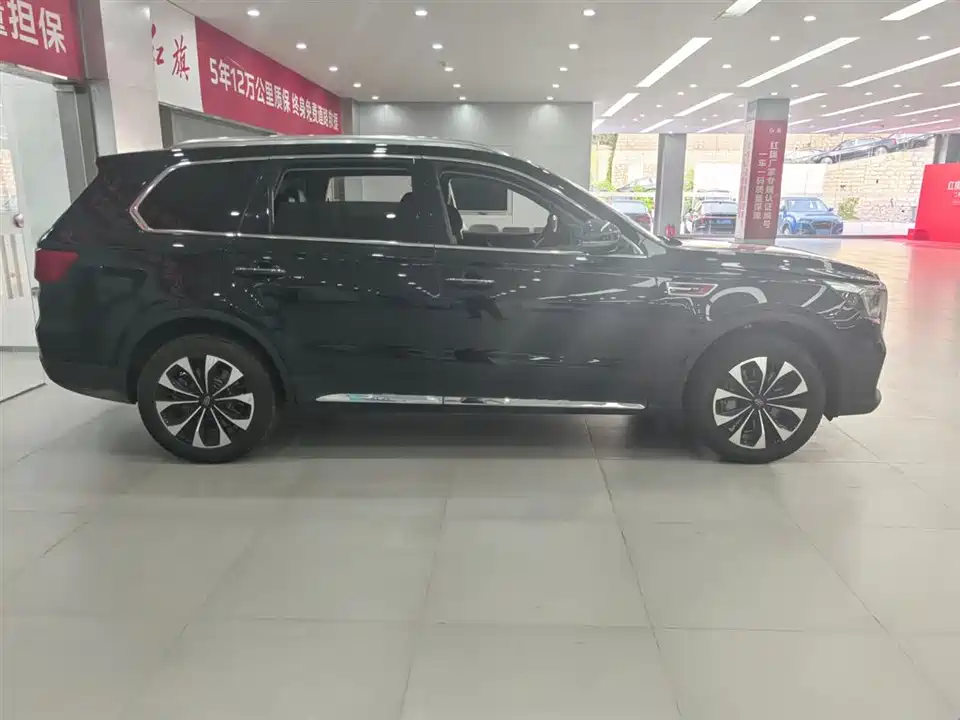 Hongqi HS7