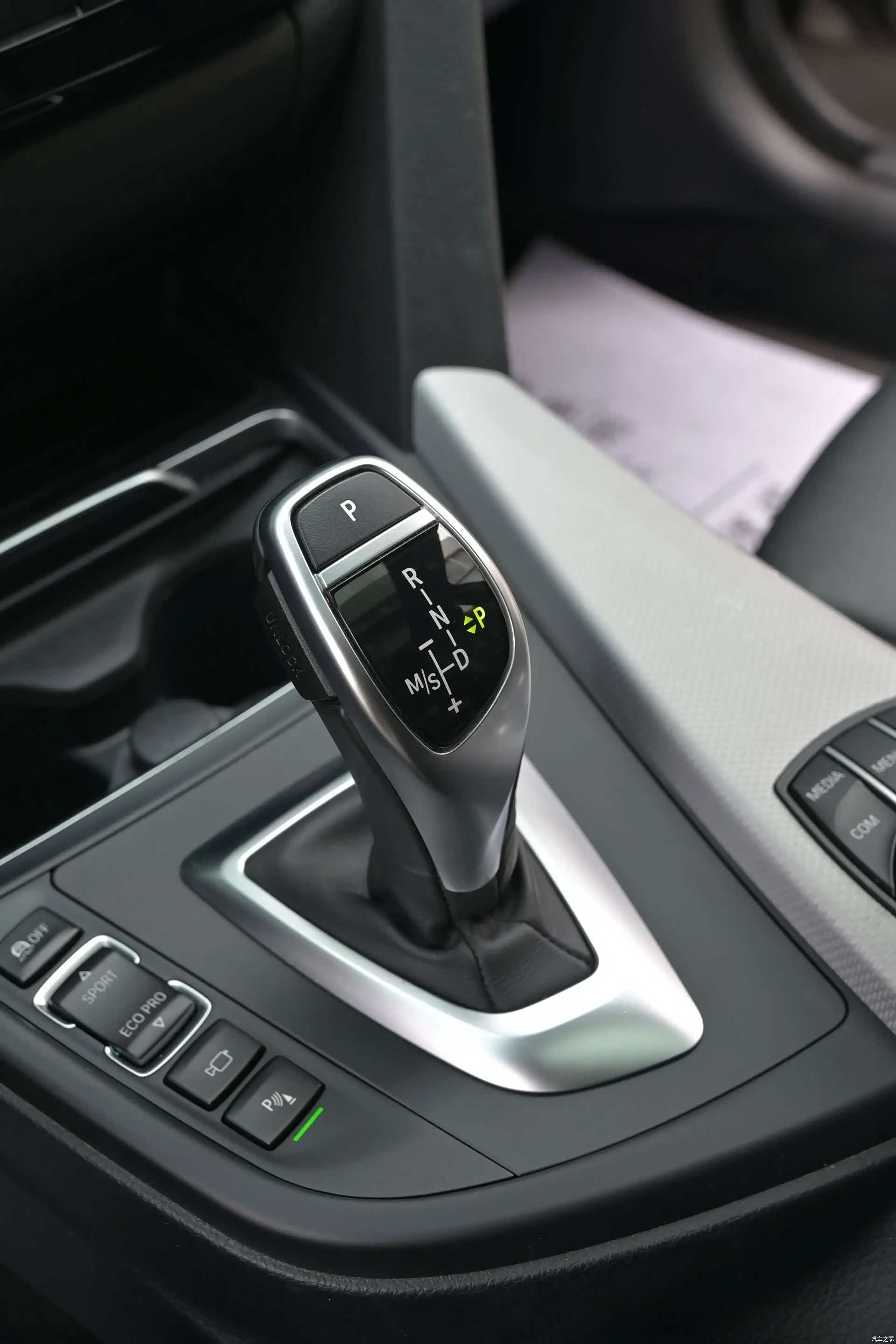 BMW 3 Series, 2018 14