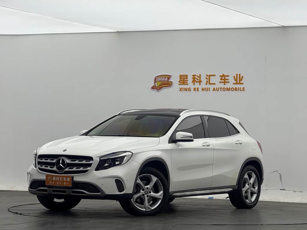 Mercedes-Benz GLA