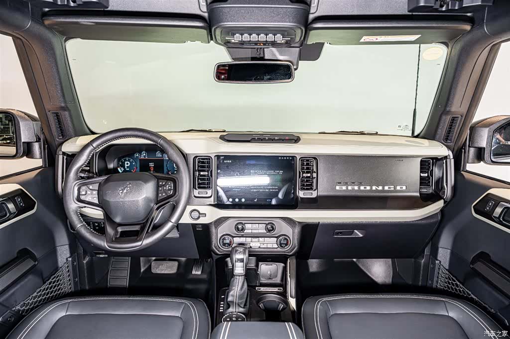 Ford Bronco, 2025 11