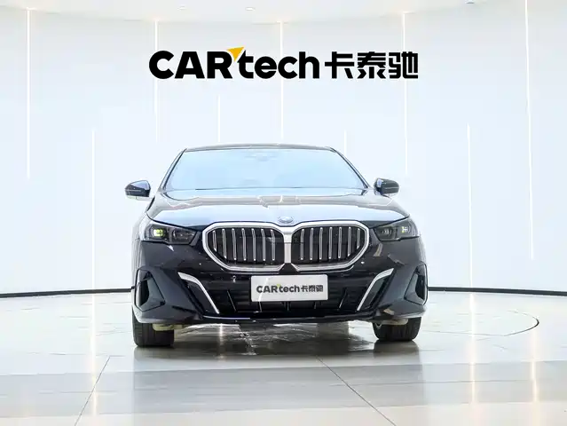 BMW 5 Series 2025 — купить из Китая под заказ