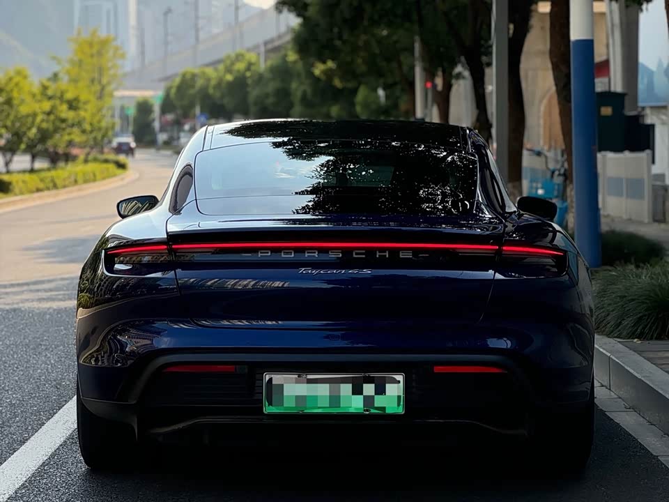 Porsche Taycan
