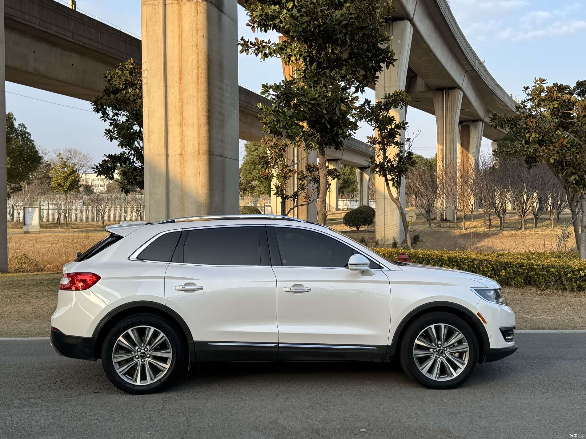 Lincoln MKX, 2017 4