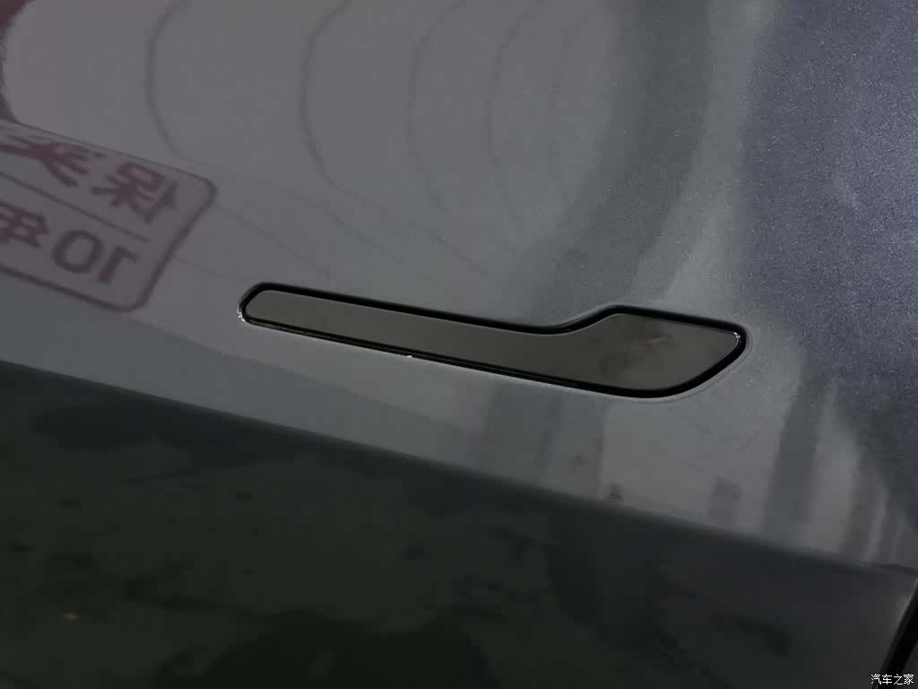Tesla Model Y, 2024 18