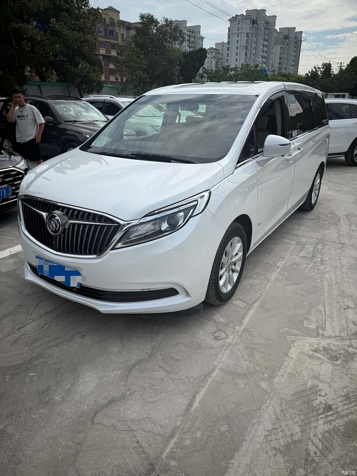 Buick GL8