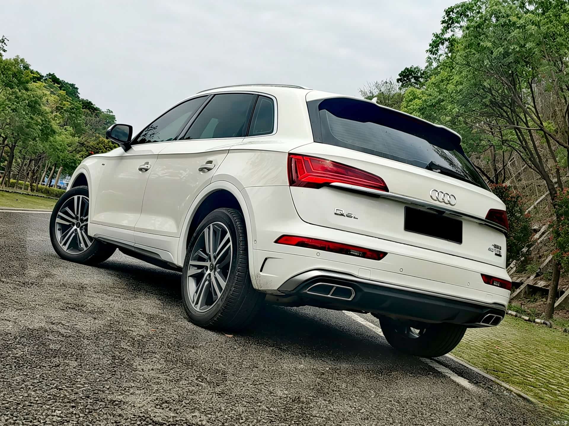 Audi Q5L, 2022 4