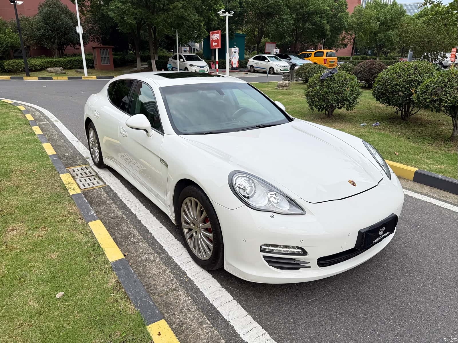 Porsche Panamera, 2012 6