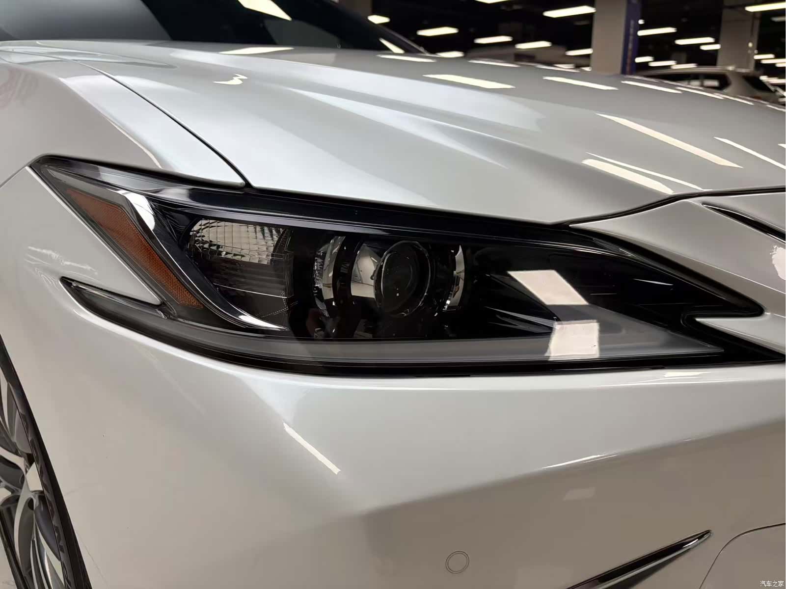 Lexus ES, 2021 19