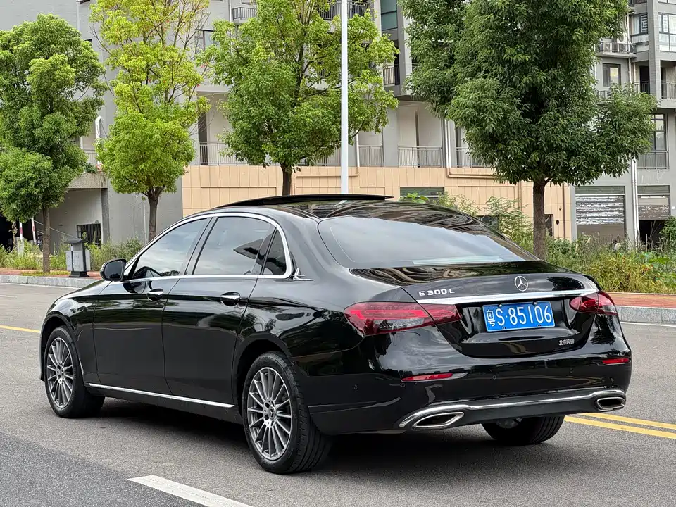 Mercedes-Benz E-class Mercedes-Benz E-class