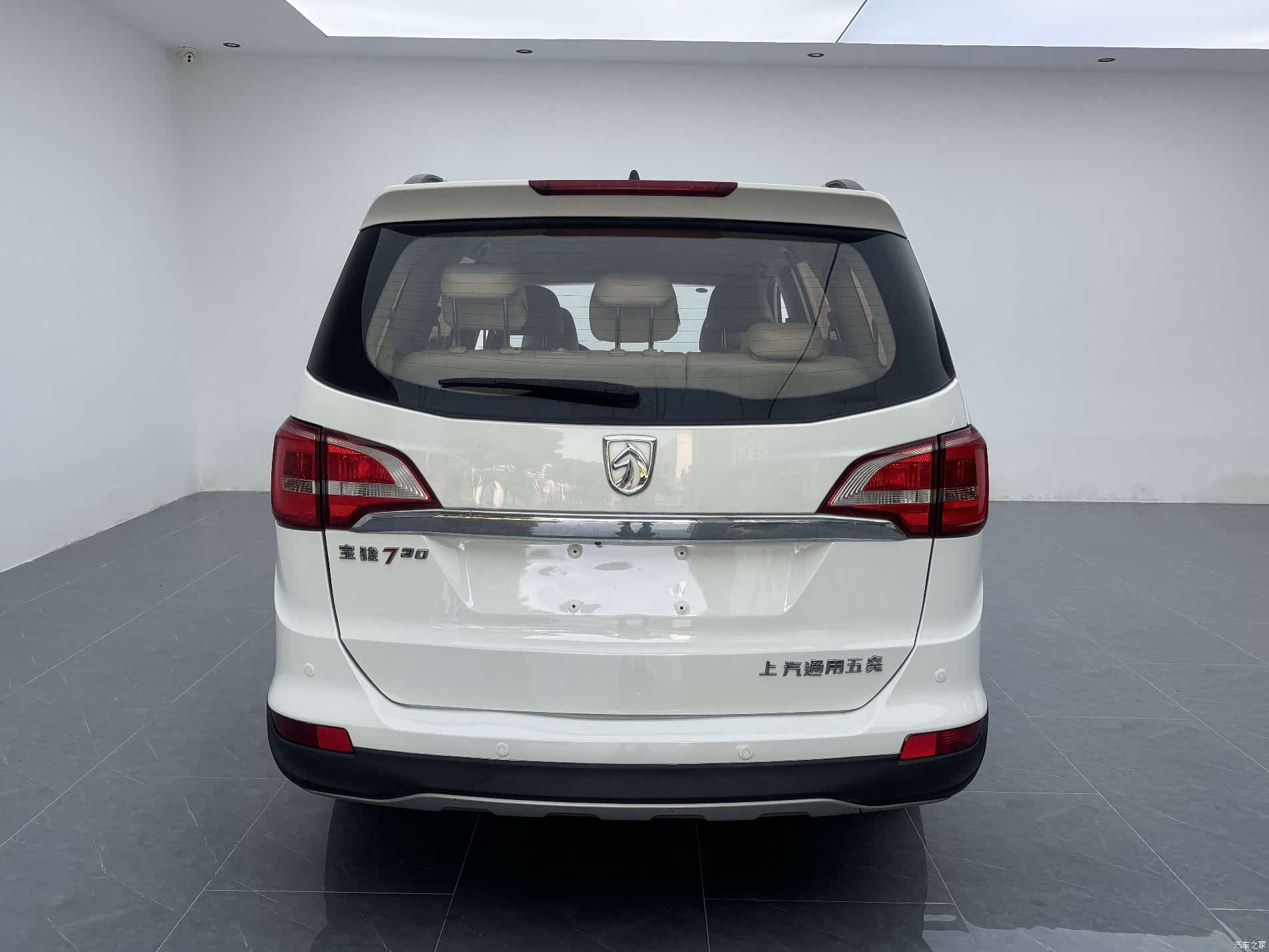 Wuling 730, 2018 11