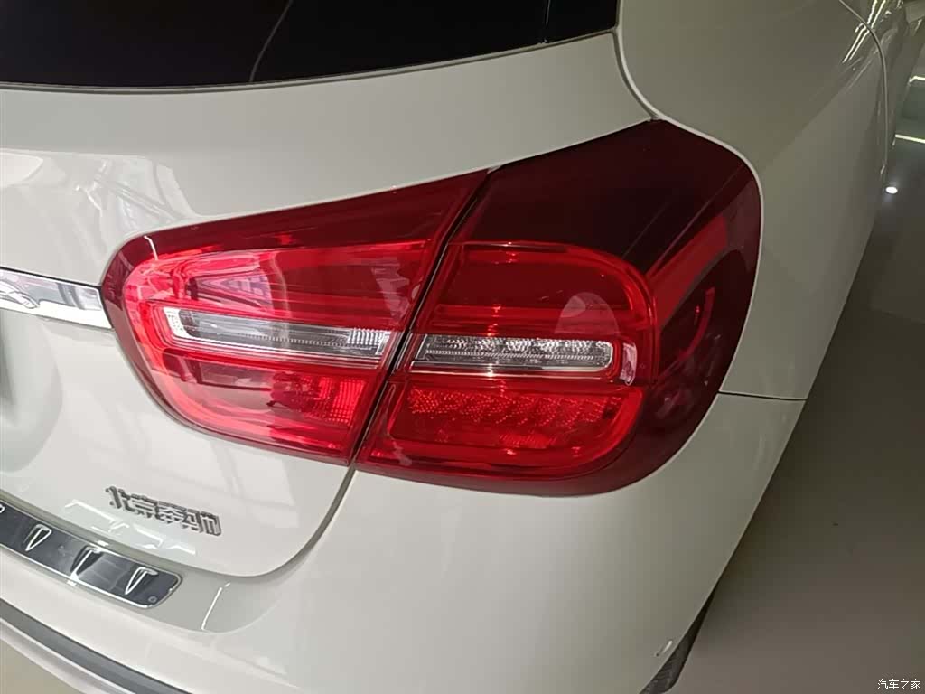 Mercedes-Benz GLA, 2017 8