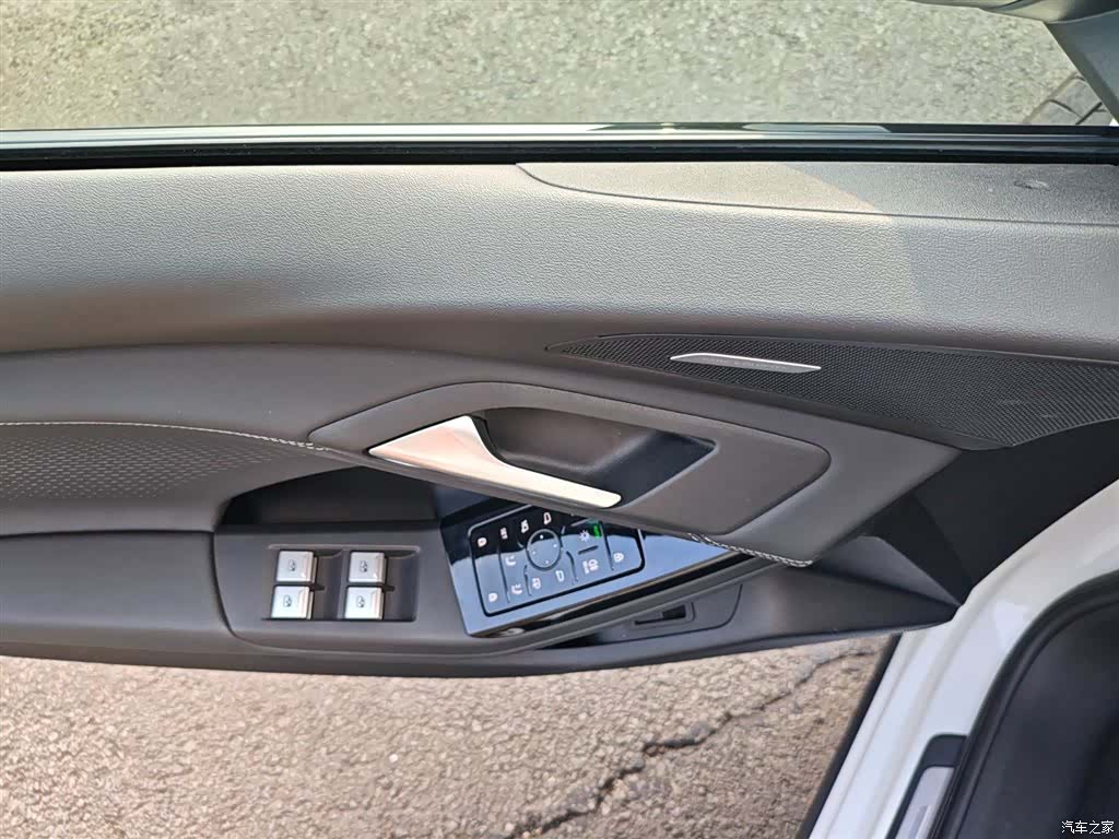 Audi e-tron, 2025 17