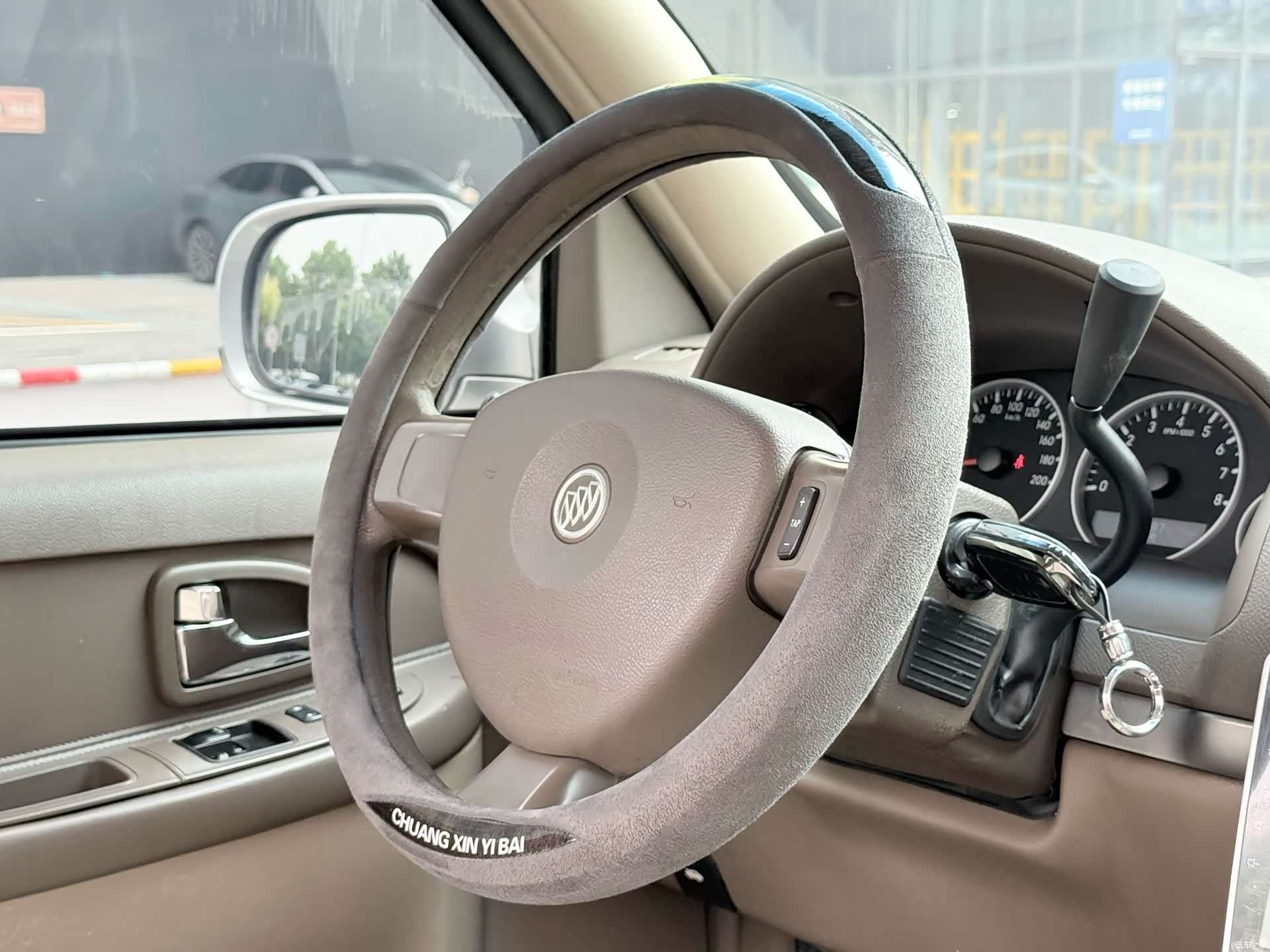 Buick GL8, 2013 12