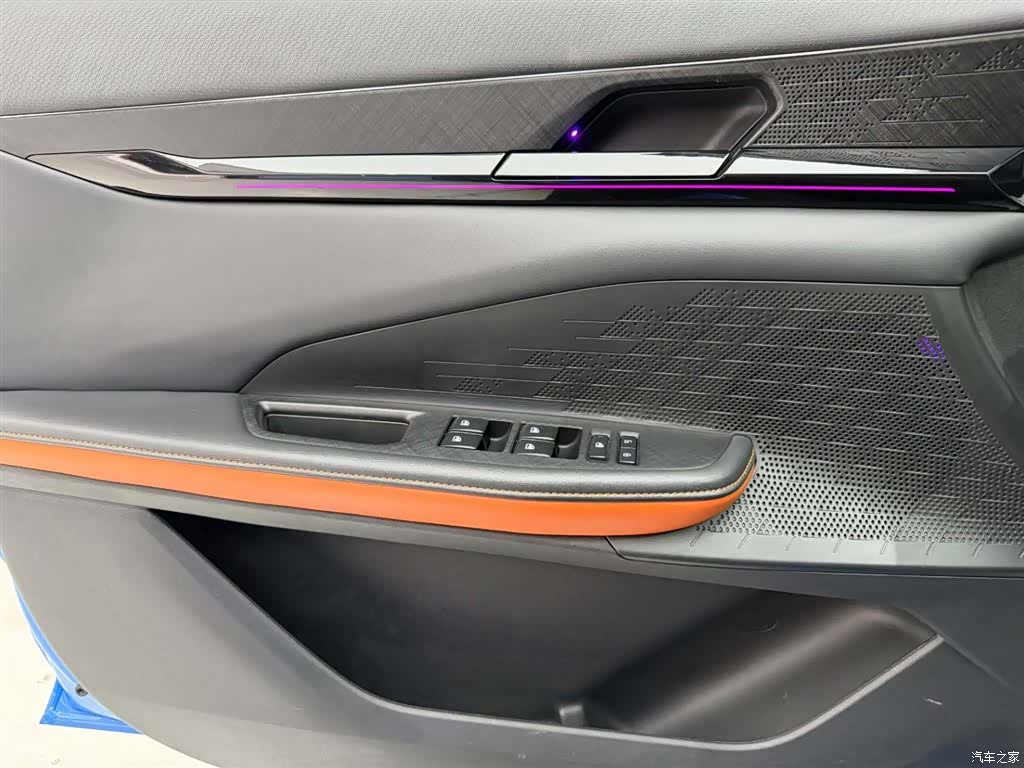 Changan UNI-V, 2022 21