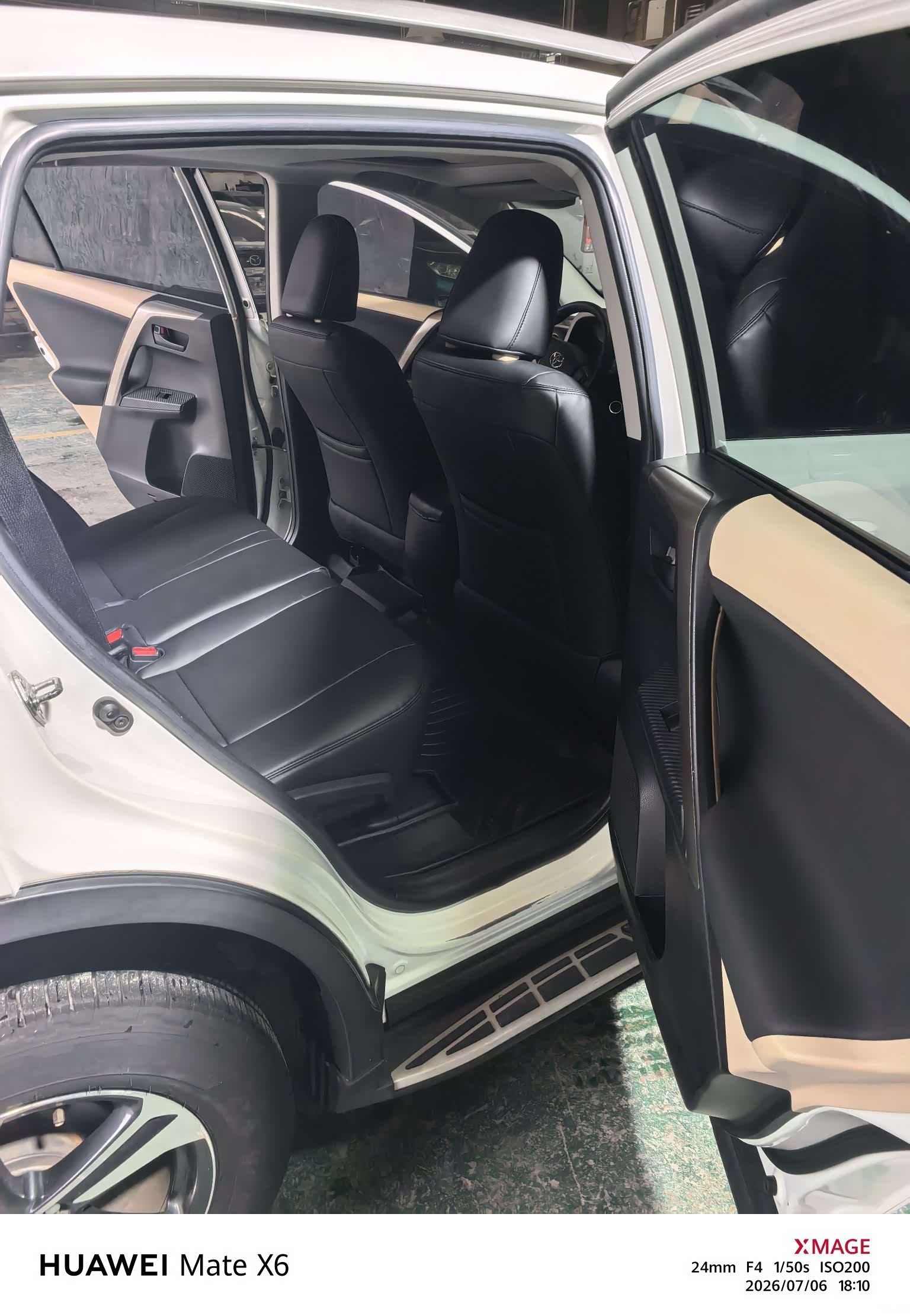 Toyota RAV4, 2015 16