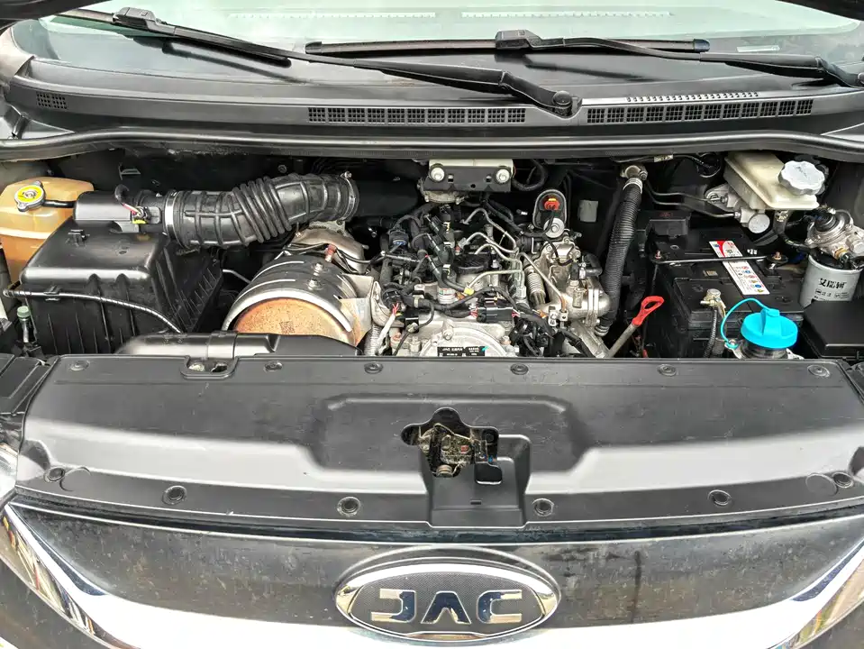 JAC Refine Ruifeng M4