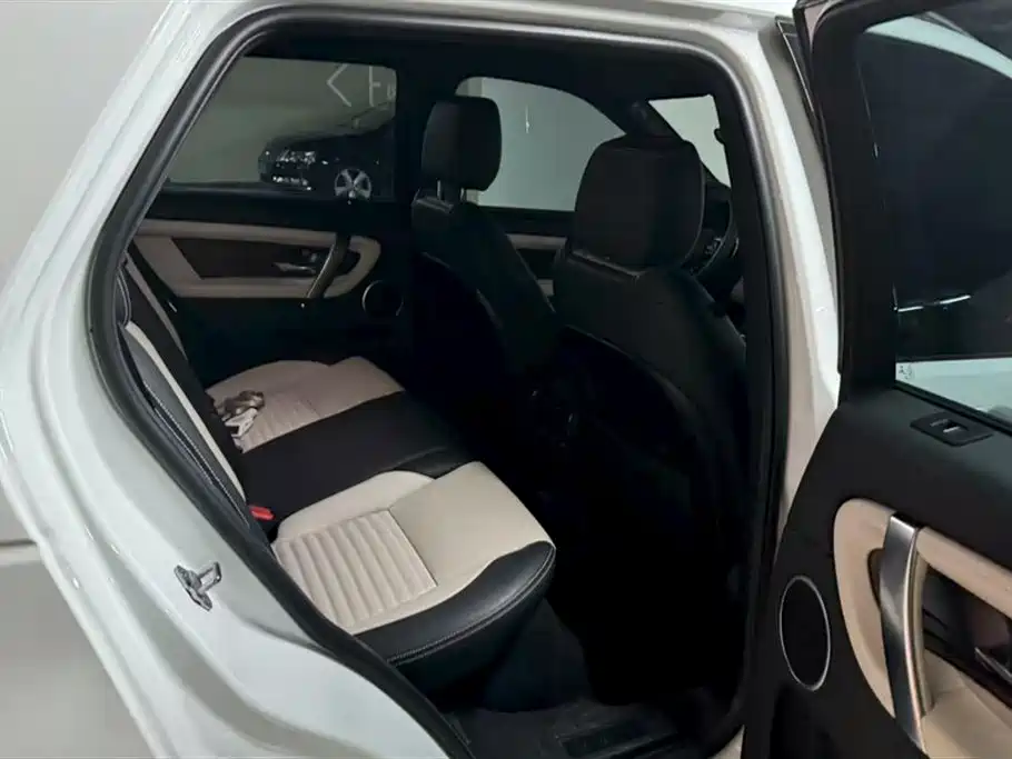 Land Rover Discover sports