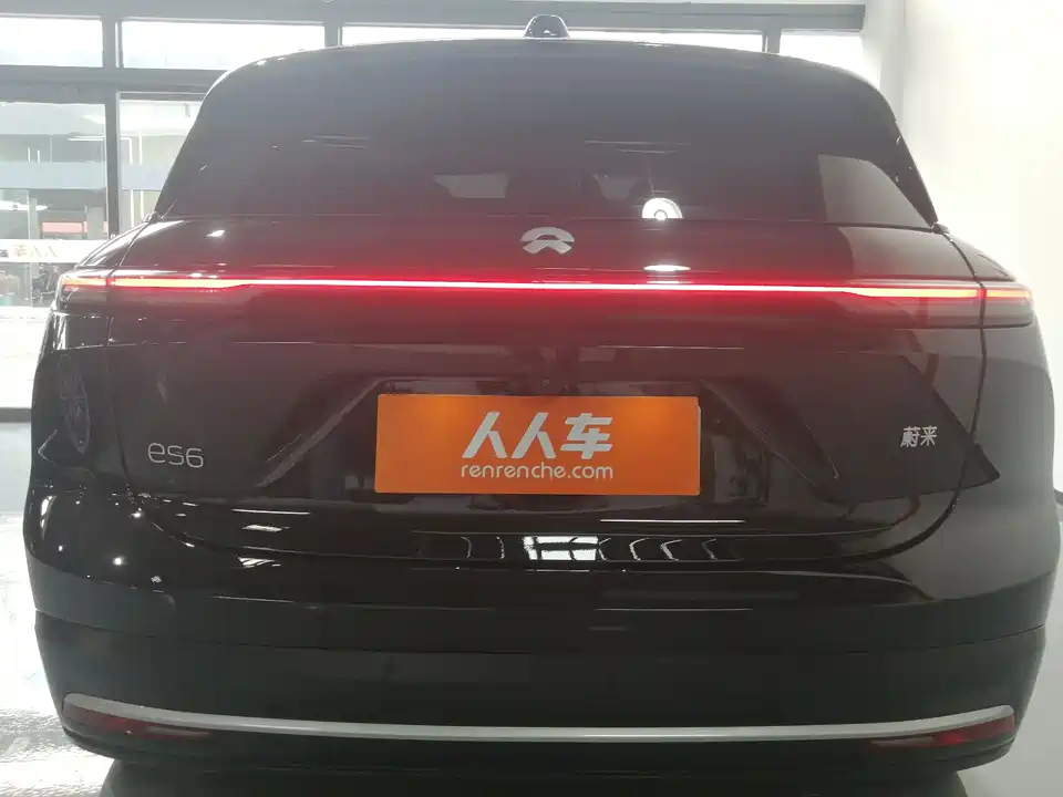 NIO ES6