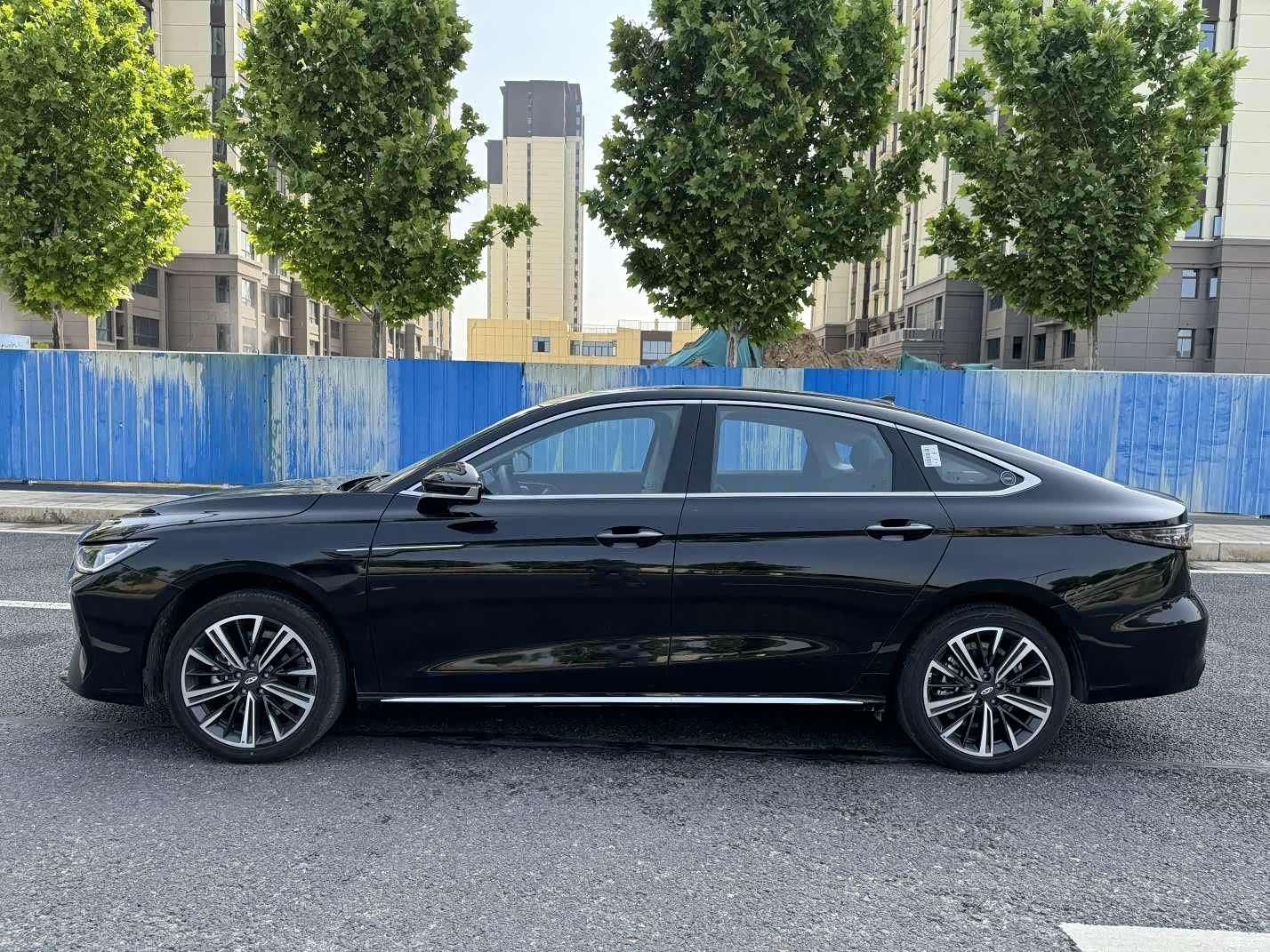 Chery Arrizo 8, 2025 3