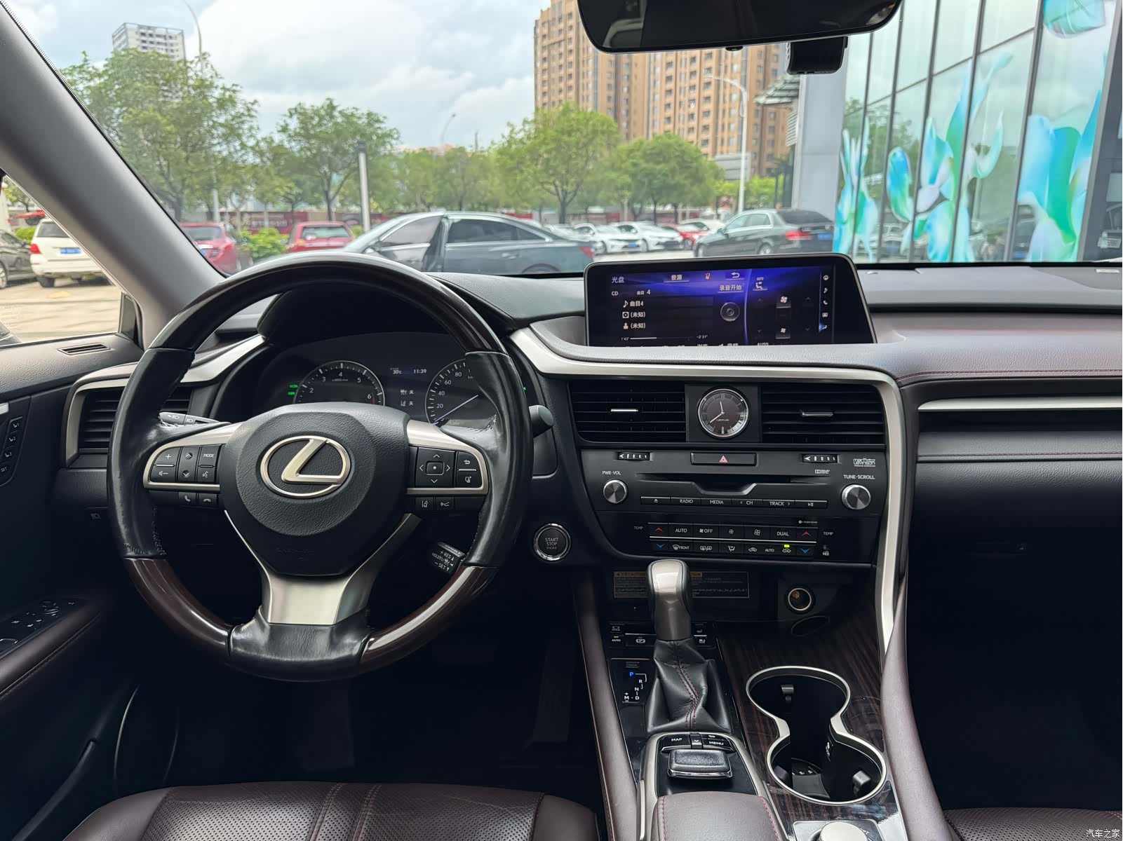 Lexus RX, 2018 13