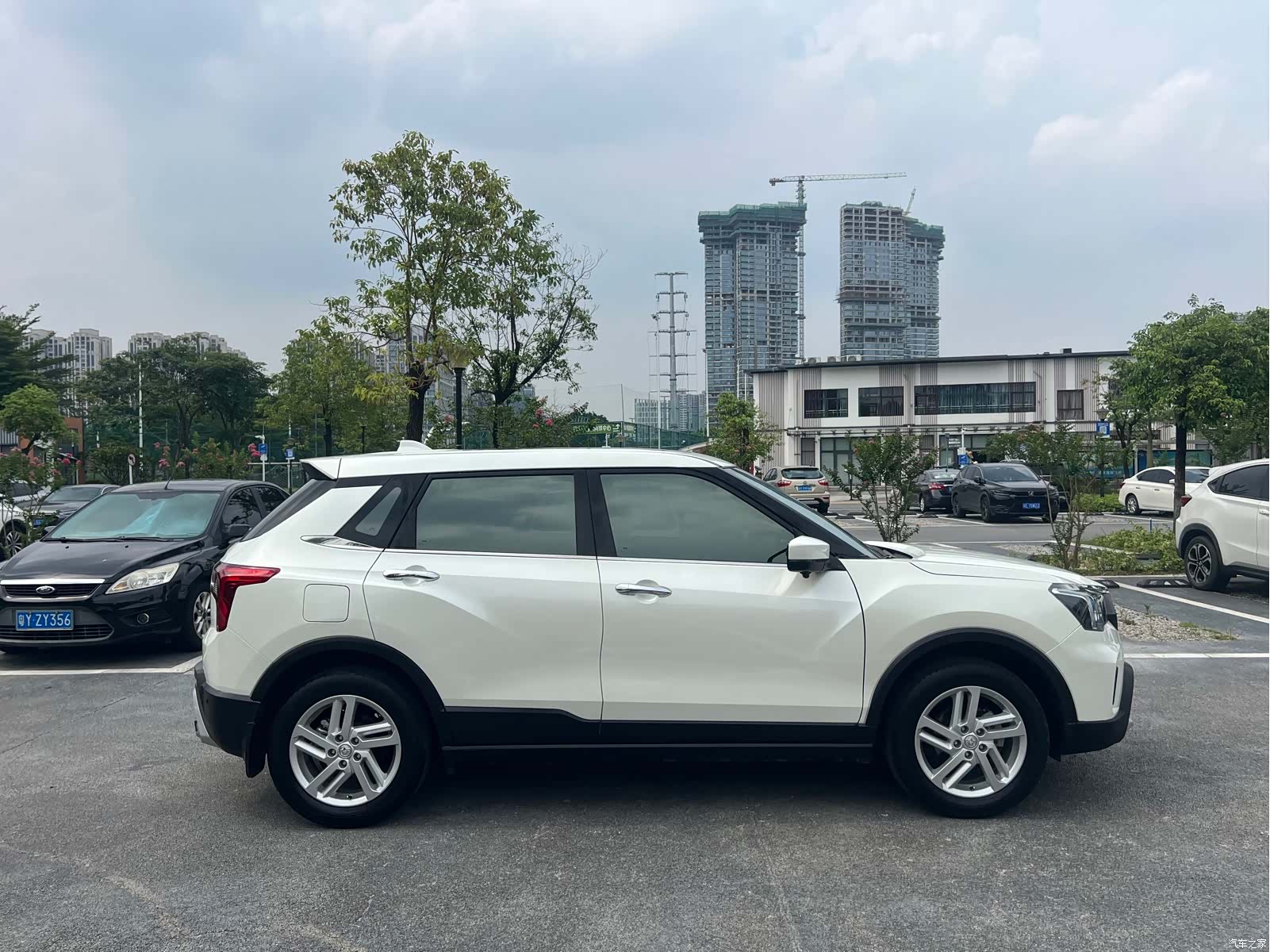 Nissan T60, 2021 9