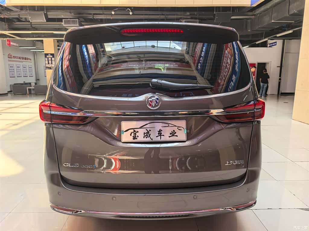 Buick GL8, 2023 4