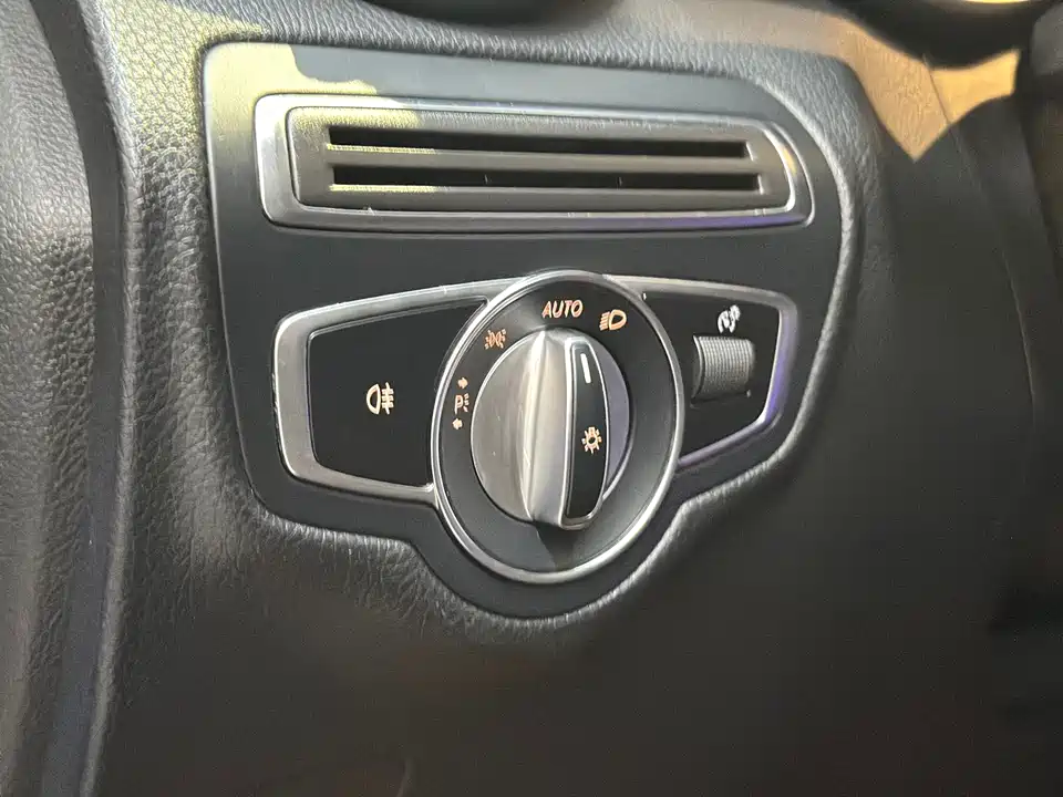 Mercedes-Benz GLC Mercedes-Benz GLC