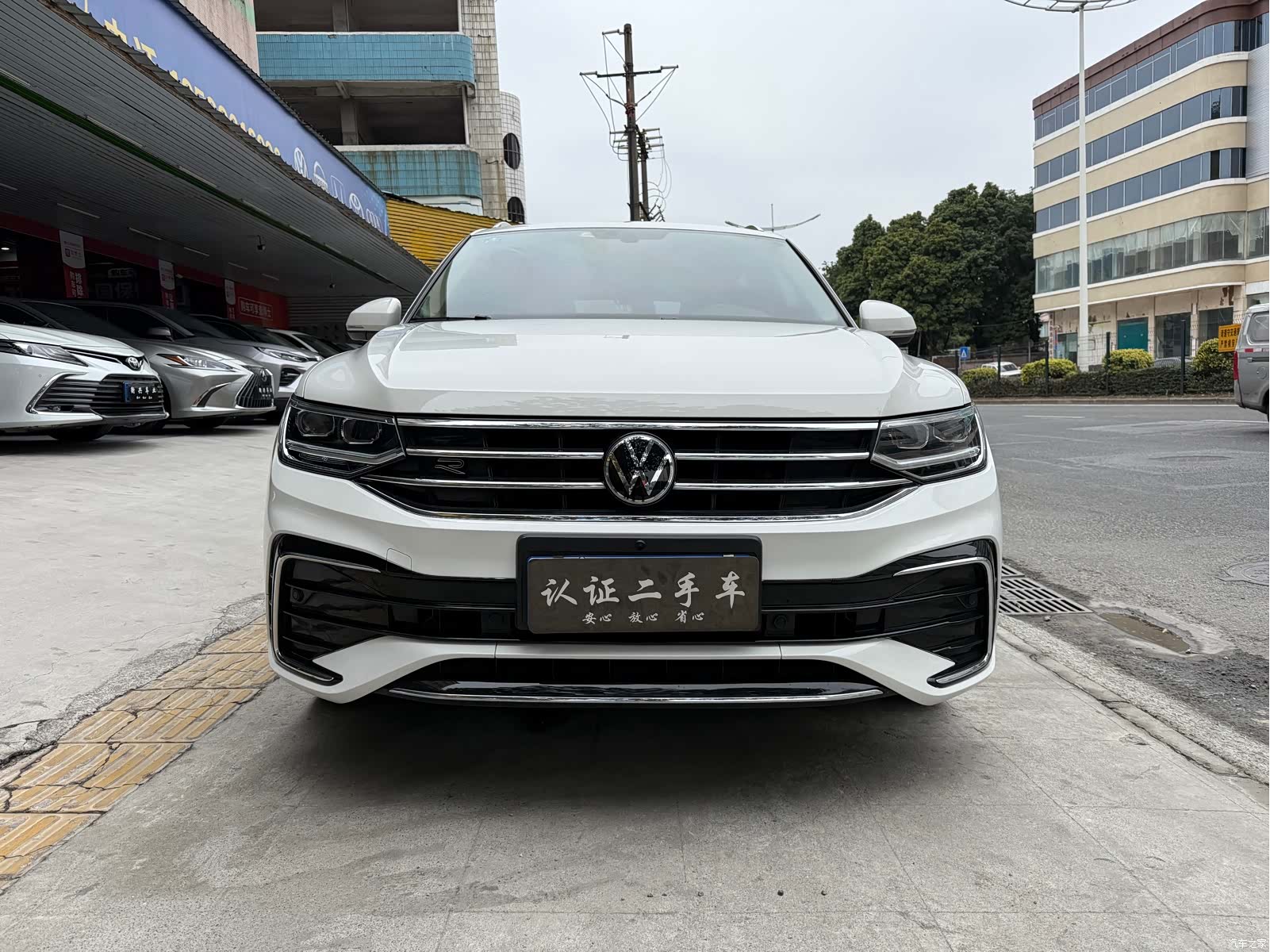 Volkswagen Tiguan L, 2022 2
