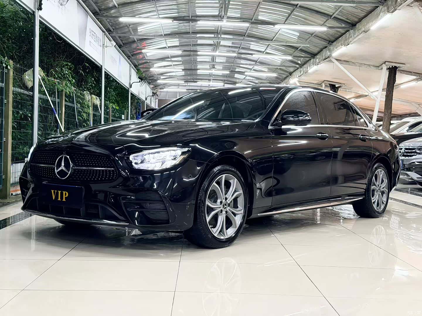 Mercedes-Benz E-Class, 2022 10