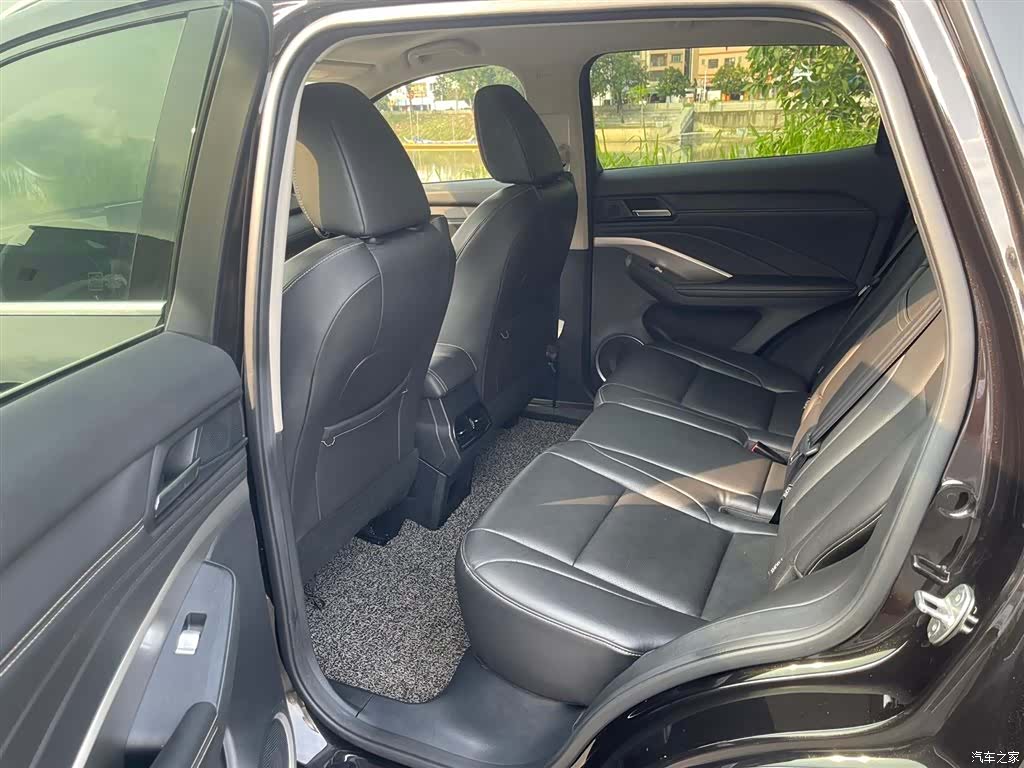 WEY VV6, 2019 18
