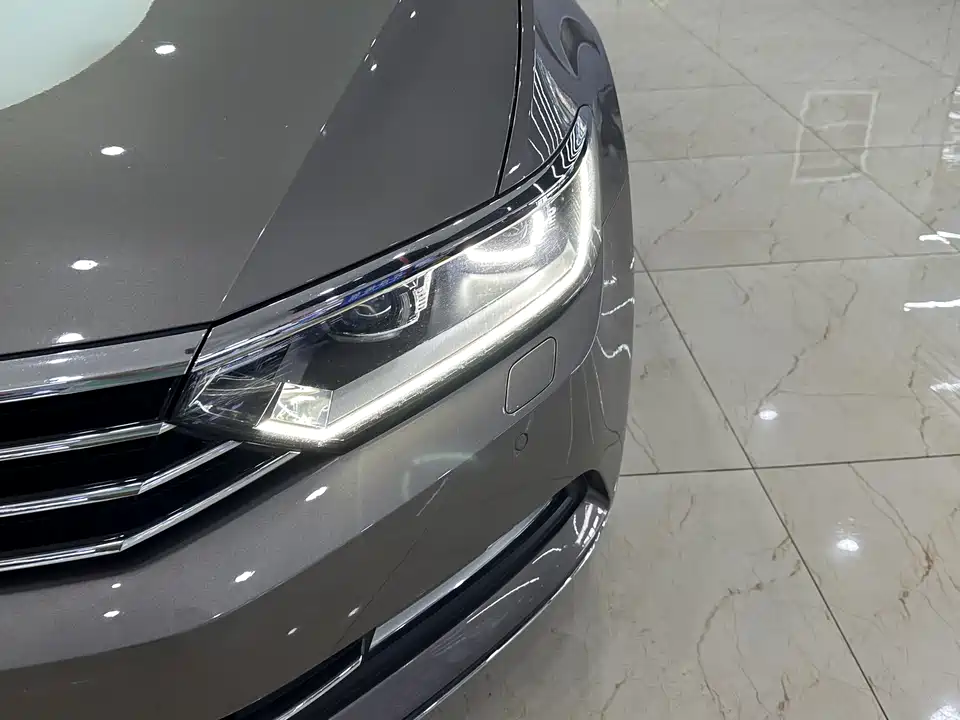 Volkswagen Magotan