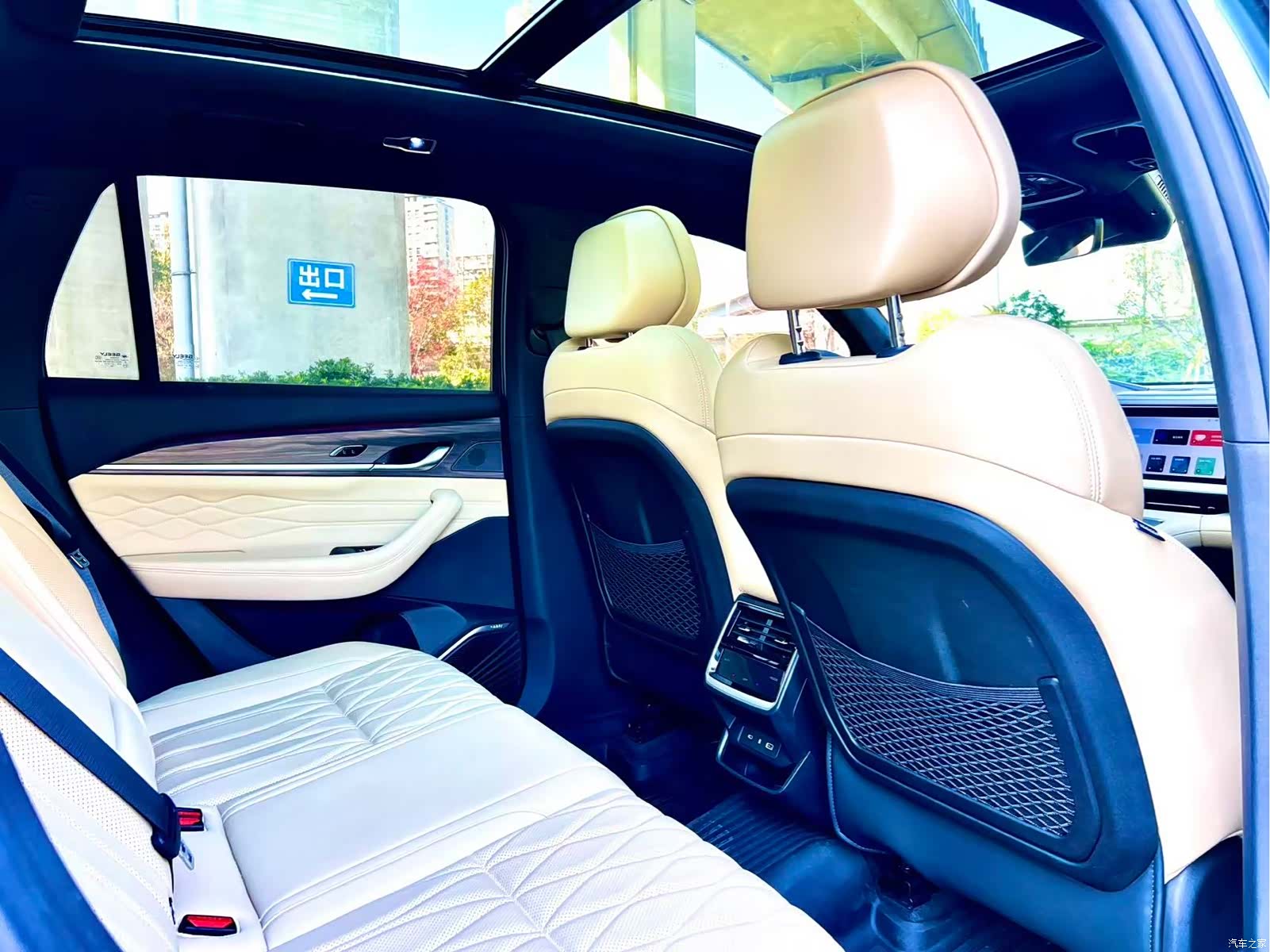 Geely Xingyue L, 2024 8