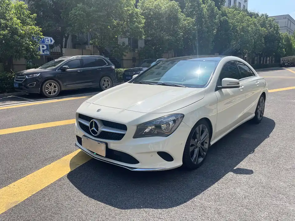 Mercedes-Benz CLA
