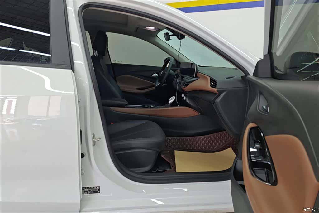 Buick Verano, 2022 8