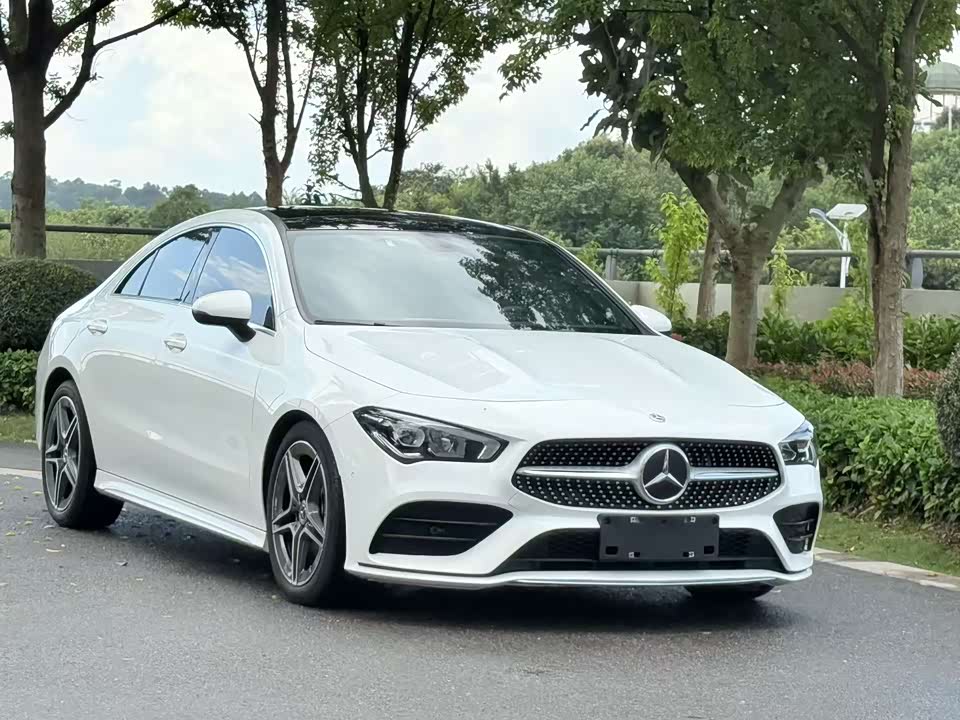 Mercedes-Benz CLA