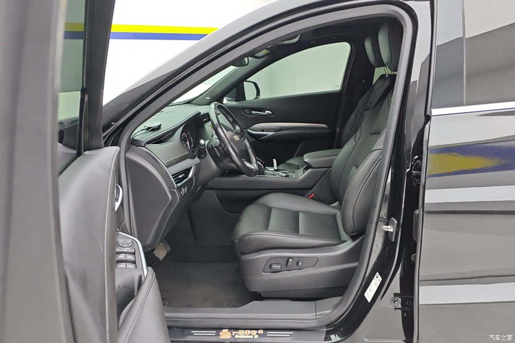 Cadillac XT4, 2021 9