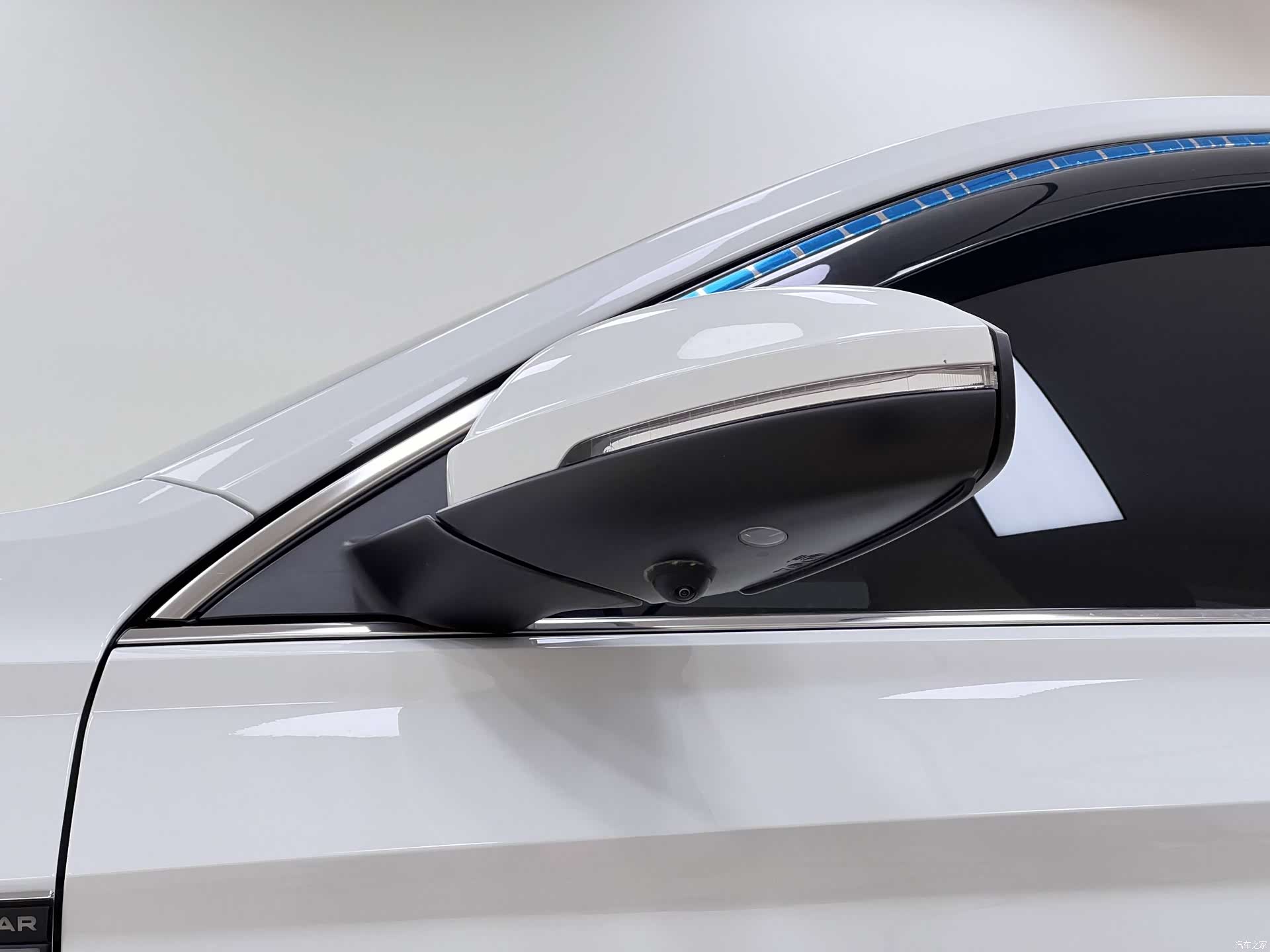 Volkswagen Sagitar, 2023 18