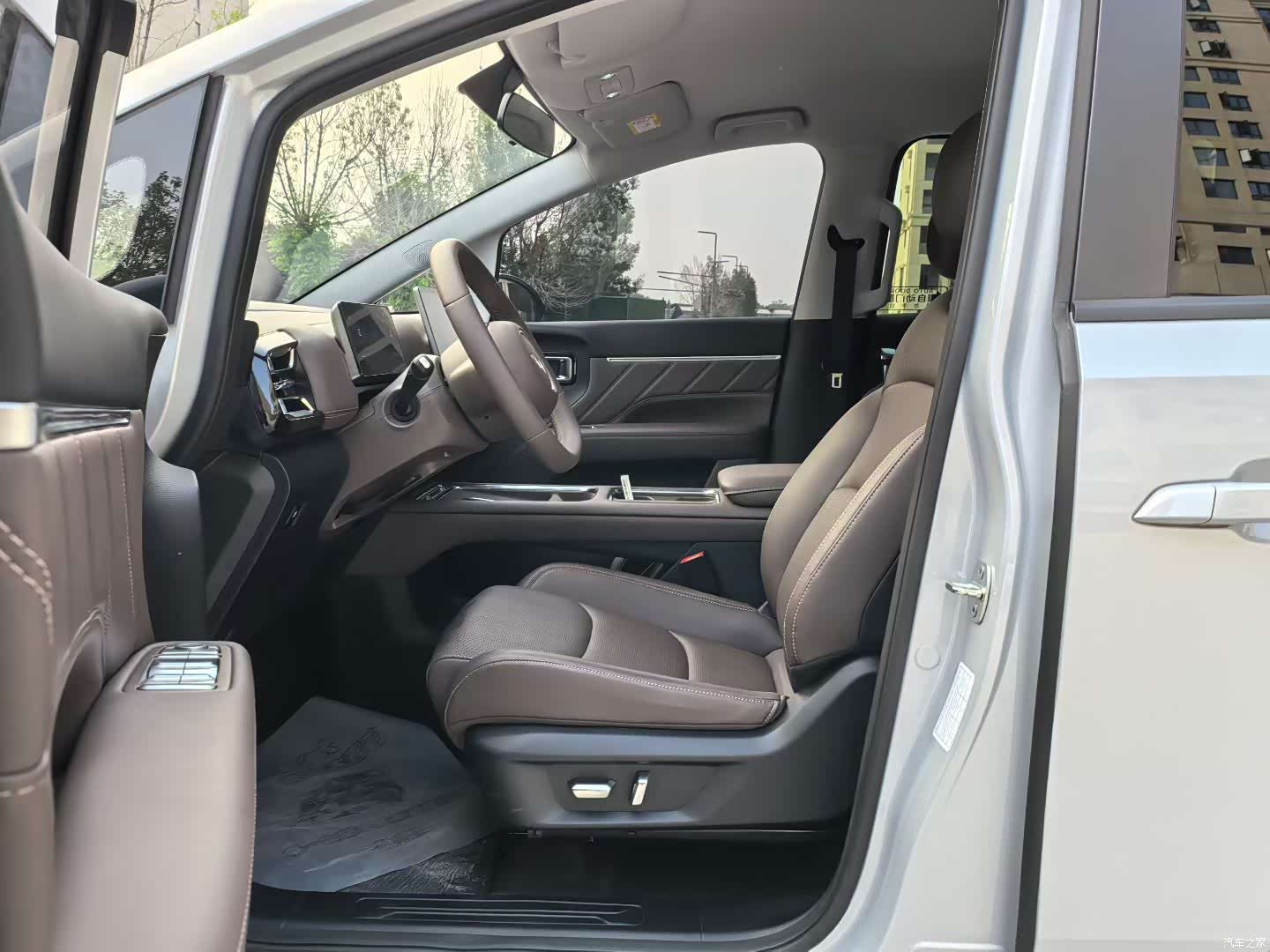 Wuling 730, 2026 4