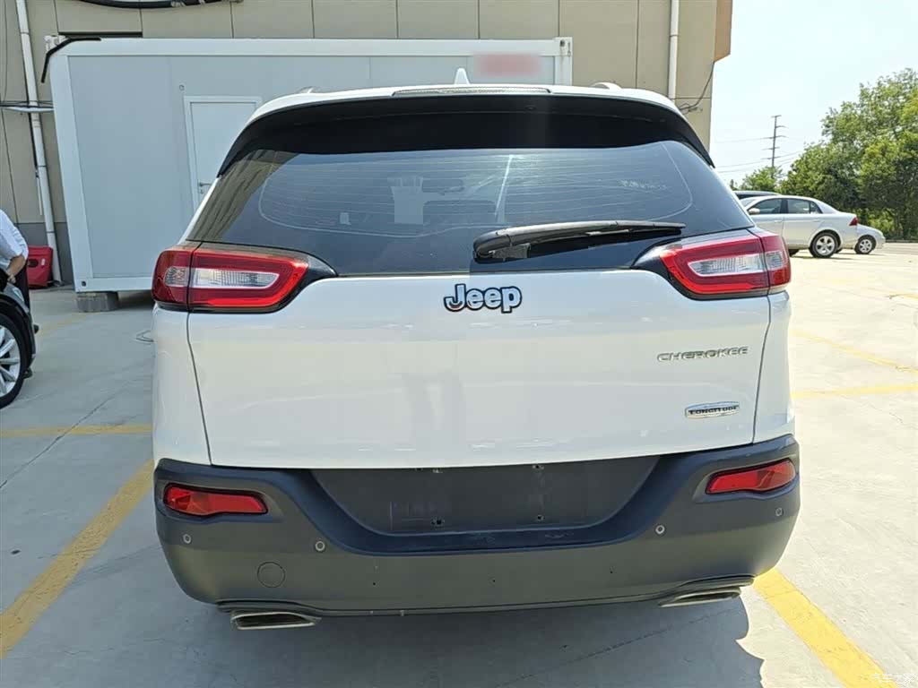 Jeep Cherokee, 2016 6