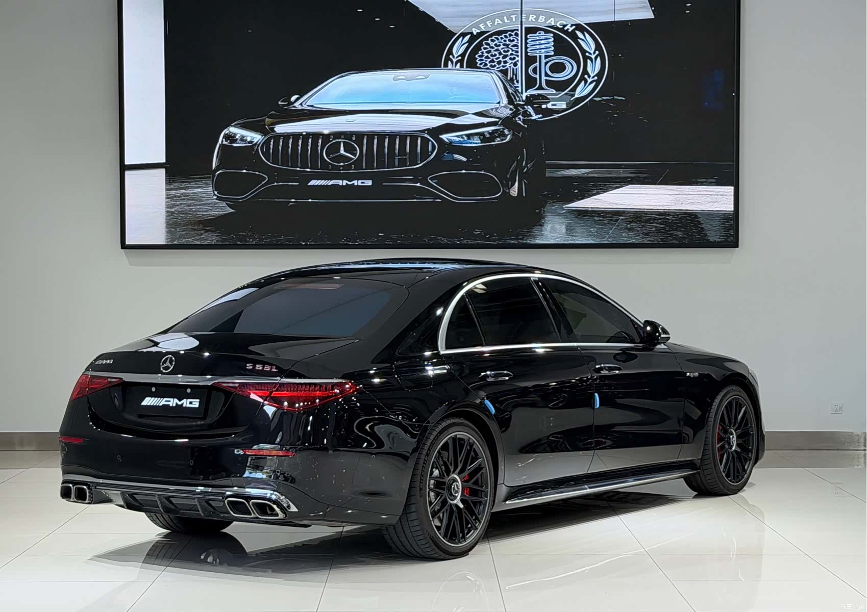 Mercedes-Benz S-Class, 2025 4