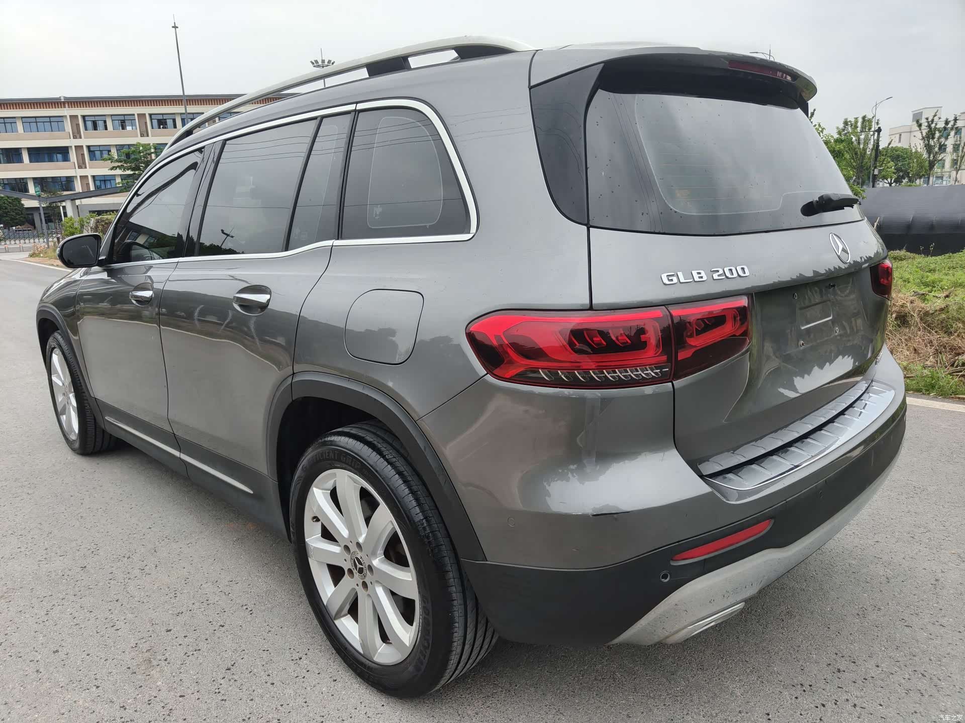 Mercedes-Benz GLB, 2021 4