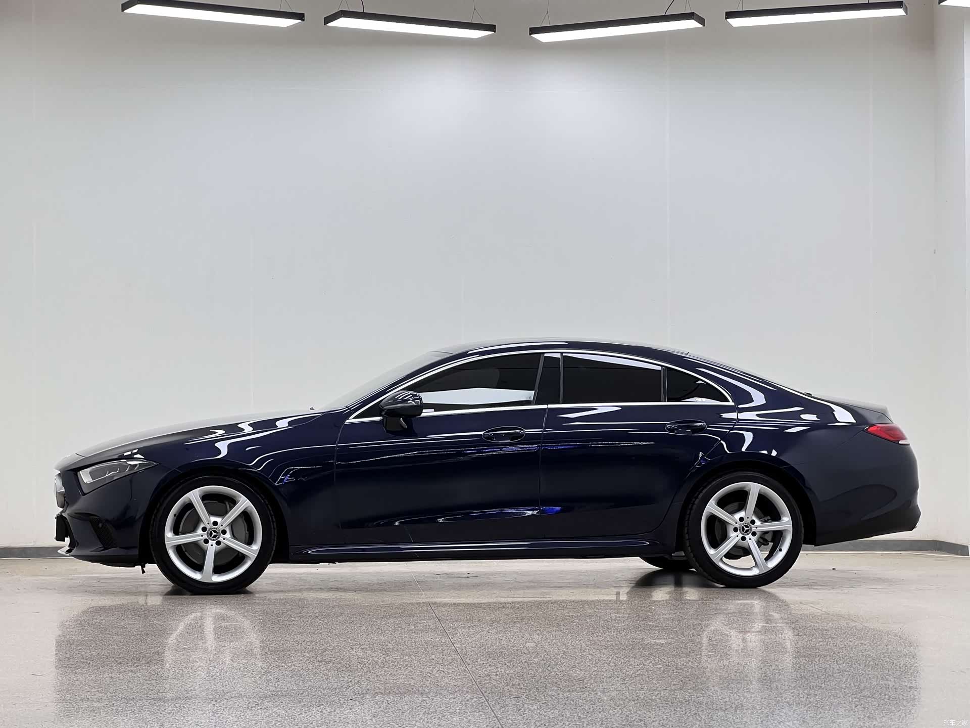 Mercedes-Benz CLS, 2019 4