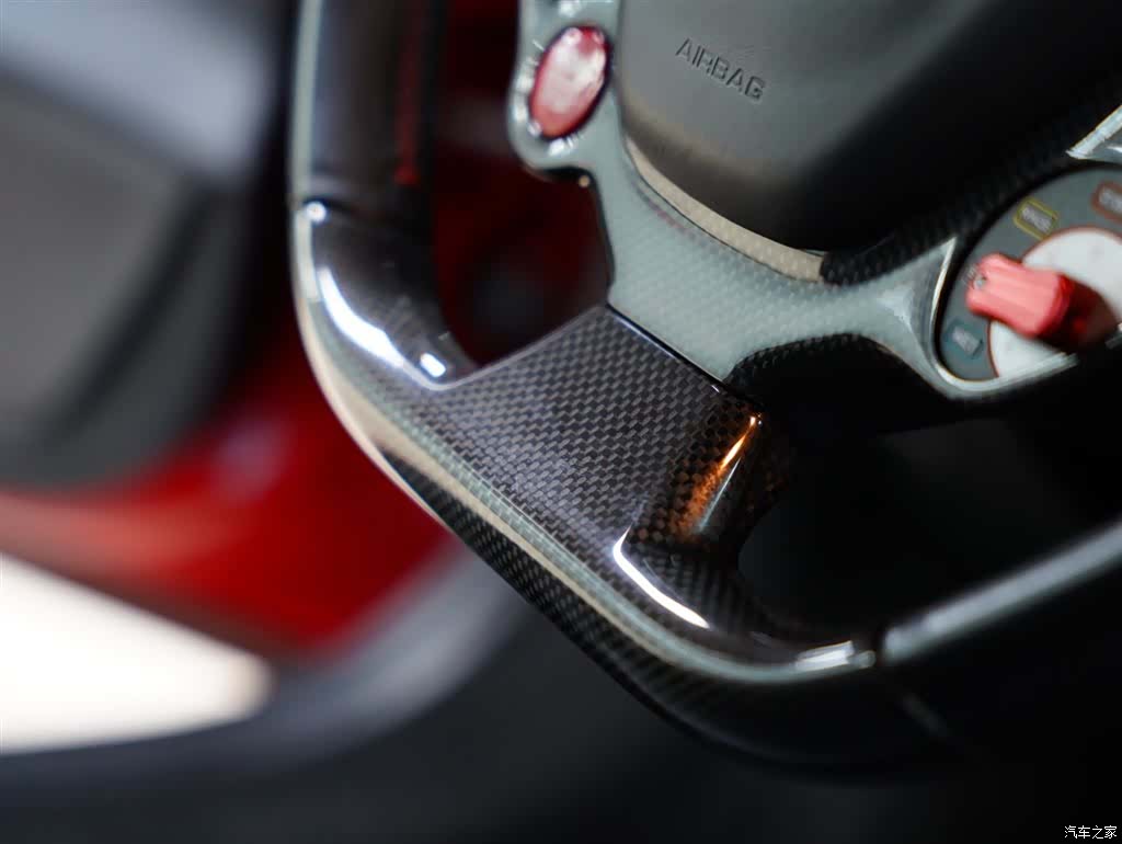 Ferrari 488, 2017 44